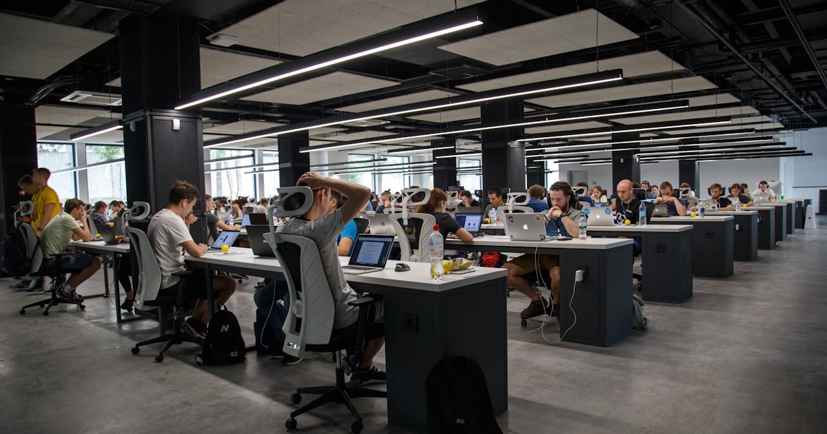 AI for Marketing Teams: 7 Workflows That Ship Campaigns Faster